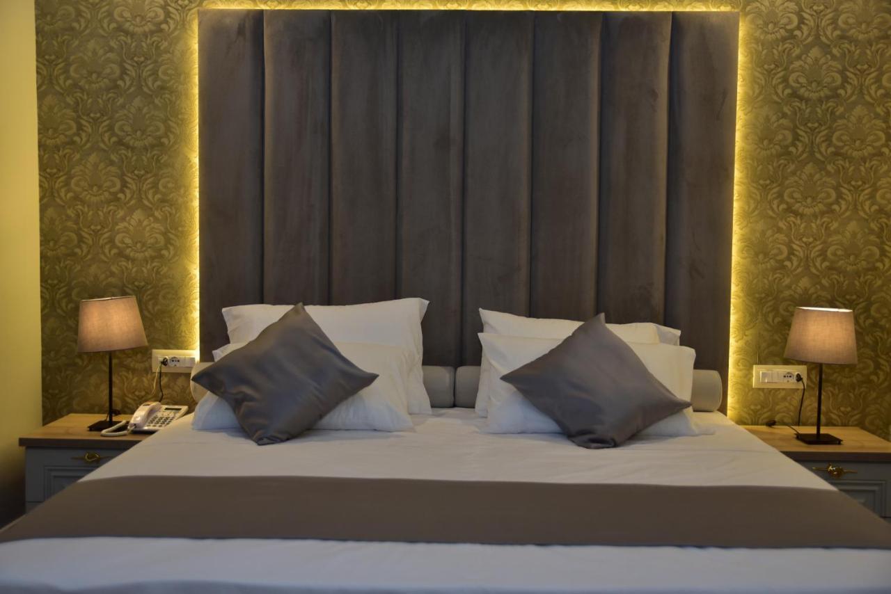 The King Resort Bërxull Extérieur photo