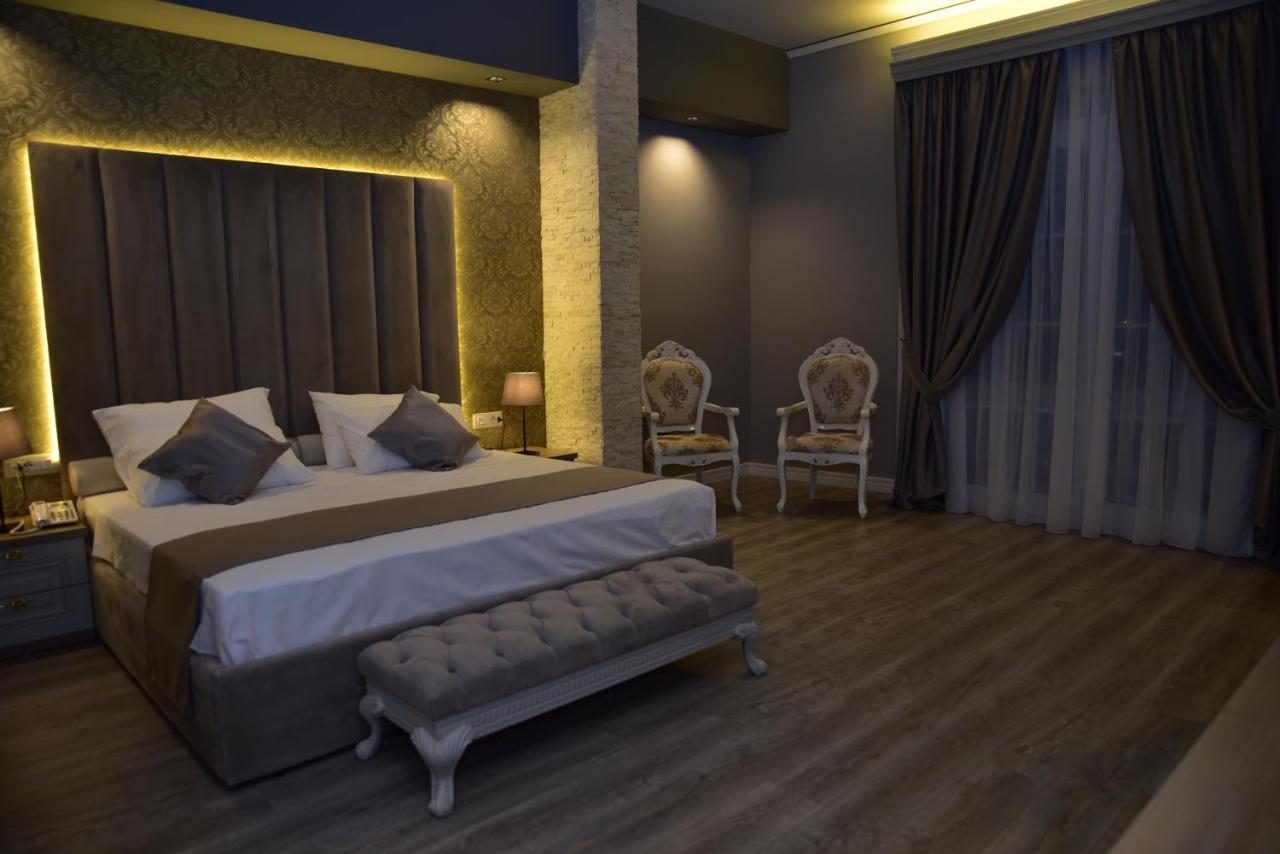 The King Resort Bërxull Extérieur photo