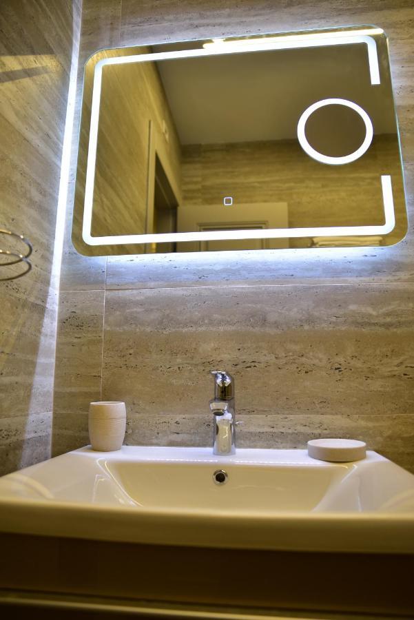 The King Resort Bërxull Extérieur photo