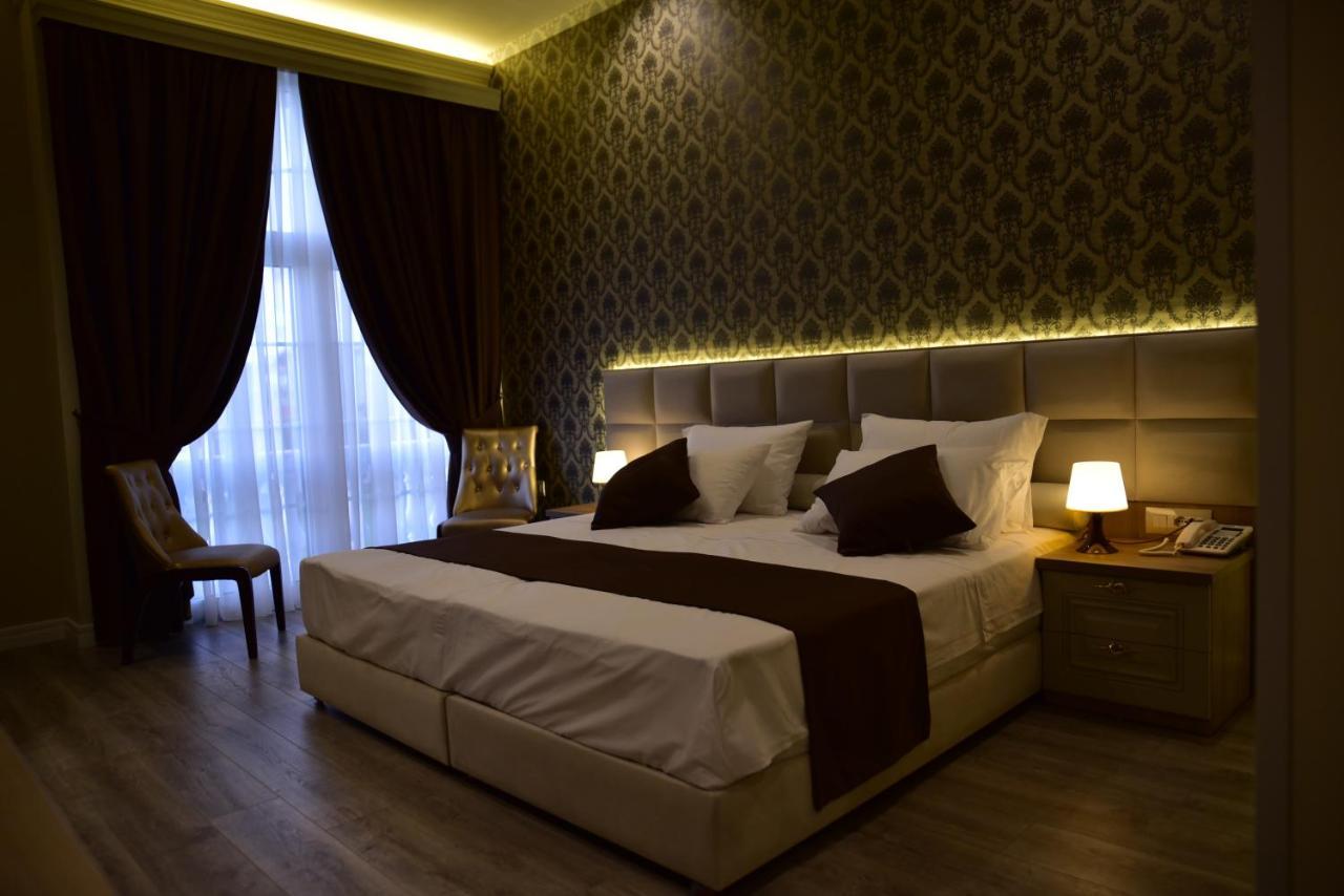 The King Resort Bërxull Extérieur photo