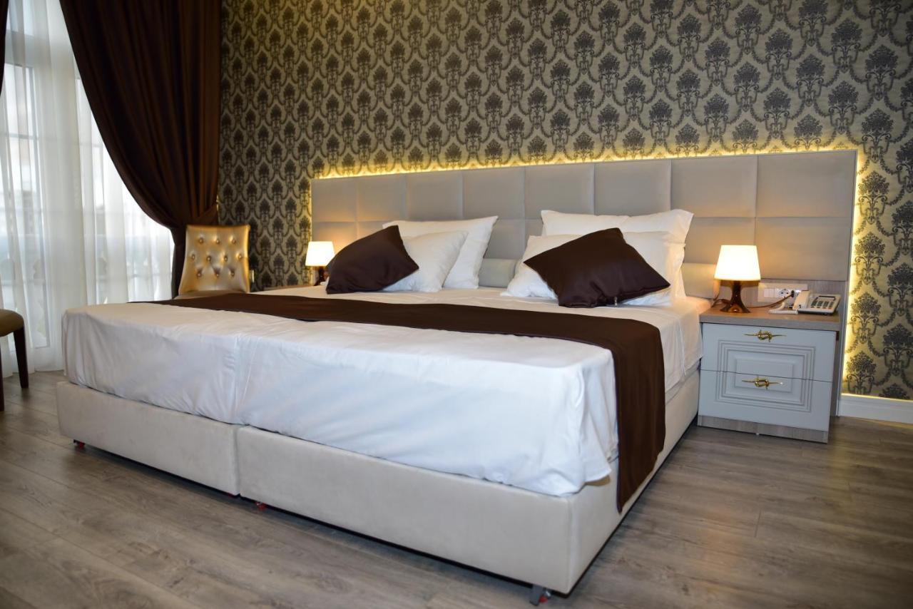 The King Resort Bërxull Extérieur photo