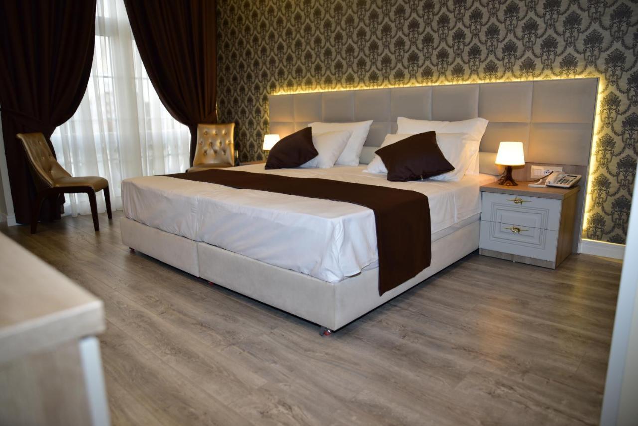 The King Resort Bërxull Extérieur photo