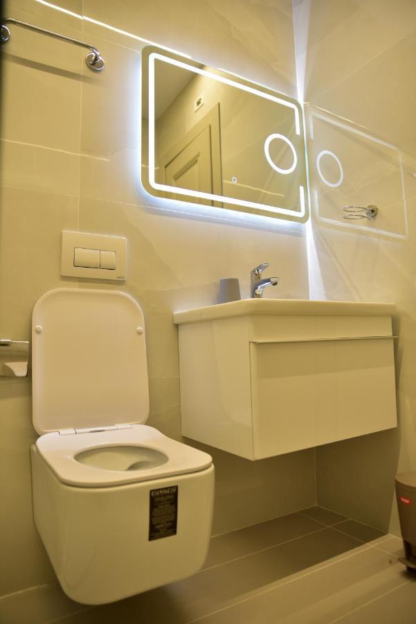 The King Resort Bërxull Extérieur photo